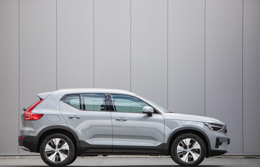 Volvo XC40 2.0 B3 Core MY2026|Leder|Keyless|PDC|Camera|Carplay — foto 1 van 22