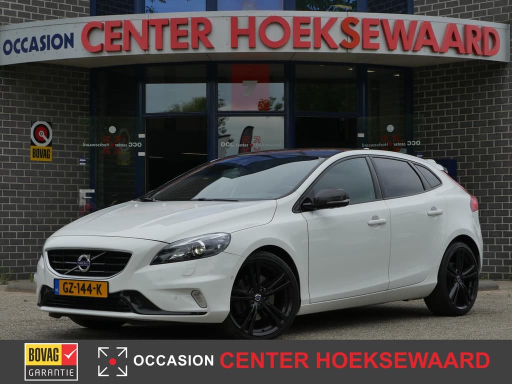 Volvo V40 2.0 T5 245PK Carbon Edition | Polestar Uitlaatsysteem | Carplay | Stoel&Voorruitverw. | Harman Kardon |