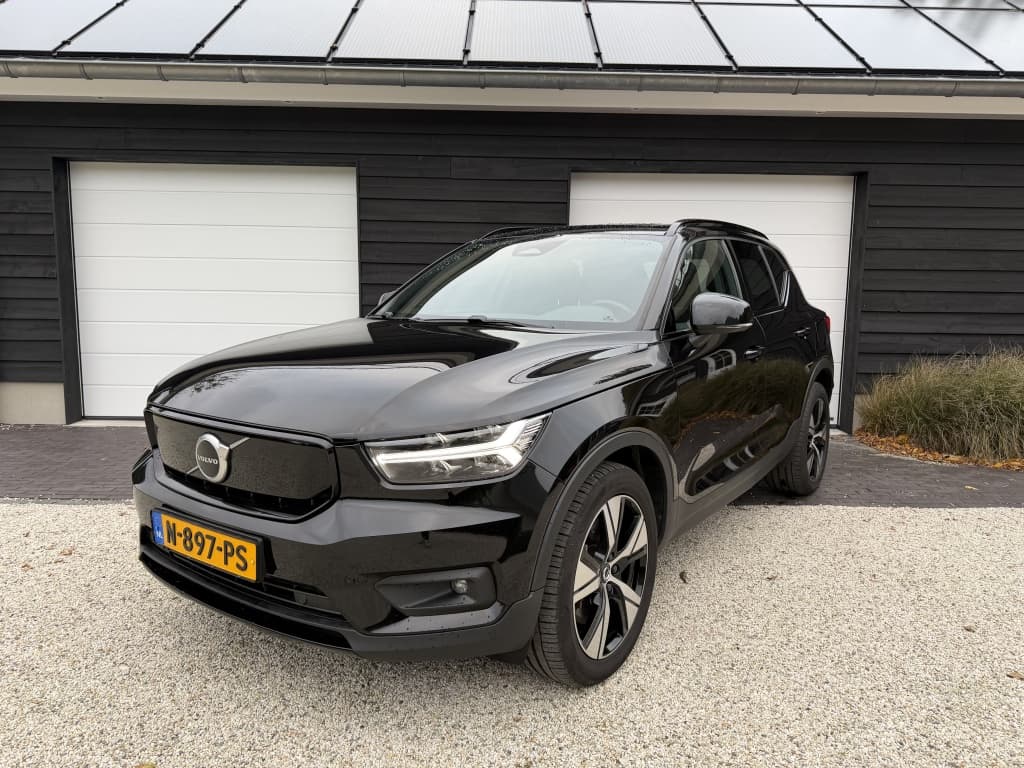 Volvo XC40 Recharge P8 AWD RDes