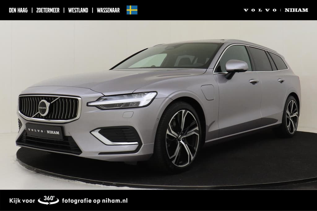 Volvo V60 T6 PLUG-IN HYBRID AWD ULTRA BRIGHT — foto 1 van 25