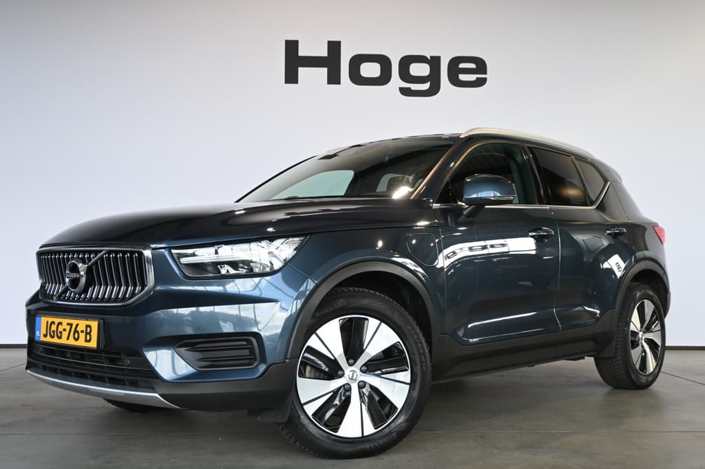 Volvo XC40 1.5 T5 Recharge Inscription Clima Cruise CarPlay Trekhaak PDC Lane Assist Camera 100% Onderhouden! Inruil Mogelijk! — foto 1 van 25