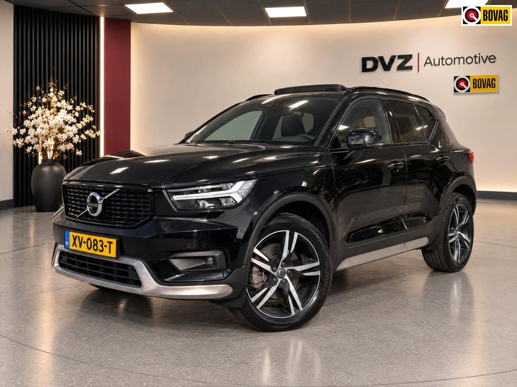 Volvo XC40 2.0 T4 190PK R-Design | Pano | Surround View | Trekhaak — foto 1 van 25