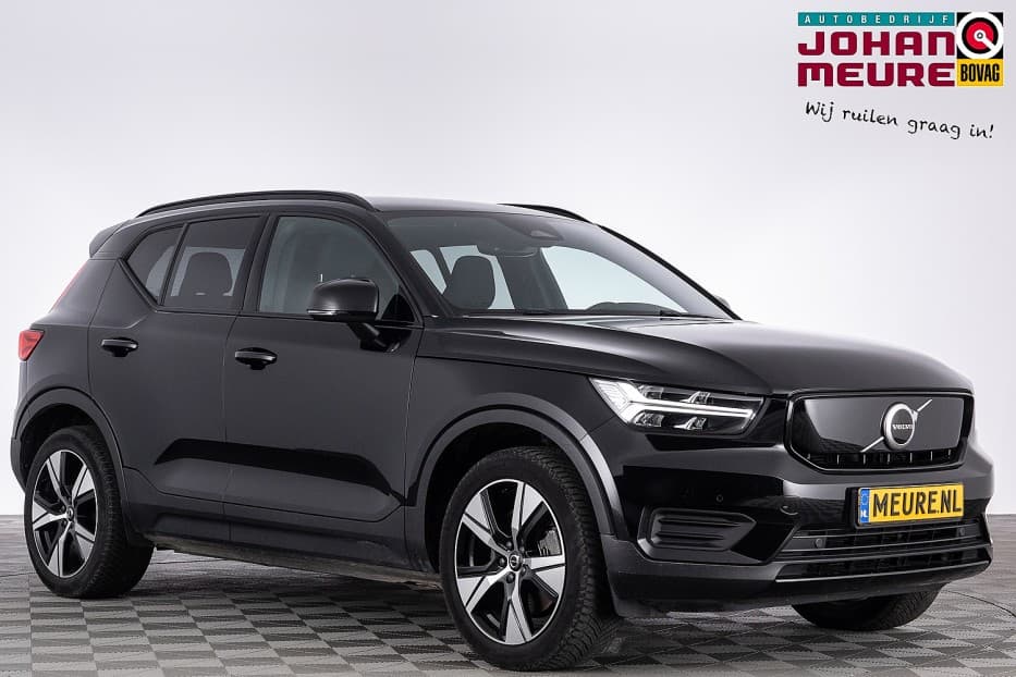 Volvo XC40 Recharge Dark 70 kWh | STOEL/STUUR VERWARMING | Full LED | NAVI | ECC | Trekhaak *SOH 94%* — foto 1 van 25