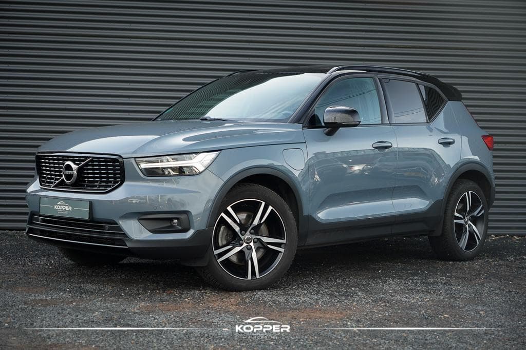 Volvo XC40 1.5 T5 Recharge R-Design — foto 1 van 25
