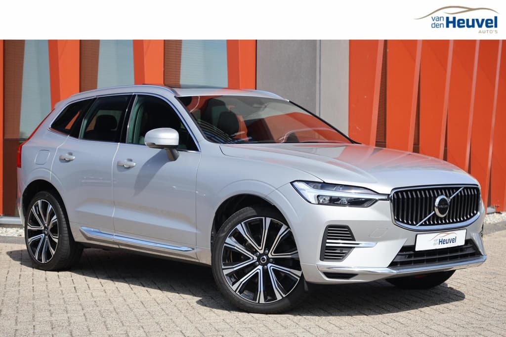 Volvo XC60 T6 Recharge AWD Plus Bright | Stoelverwarming | Trekhaak | Parkeercamera | Panoramadak | Long Range | Memory Stoelen | Keyless — foto 1 van 25