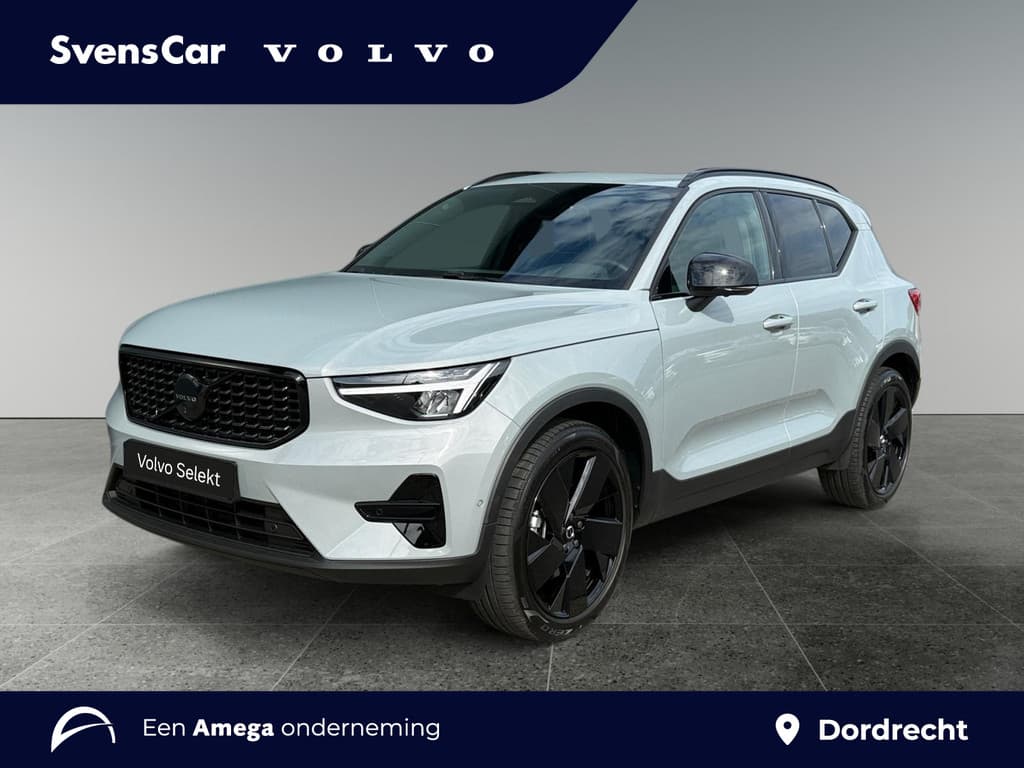 Volvo XC40 2.0 B4 Plus Black Edition