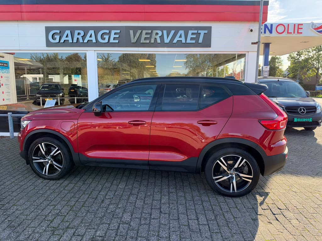 Volvo XC40 1.5 T4 Recharge R-Design — foto 1 van 19