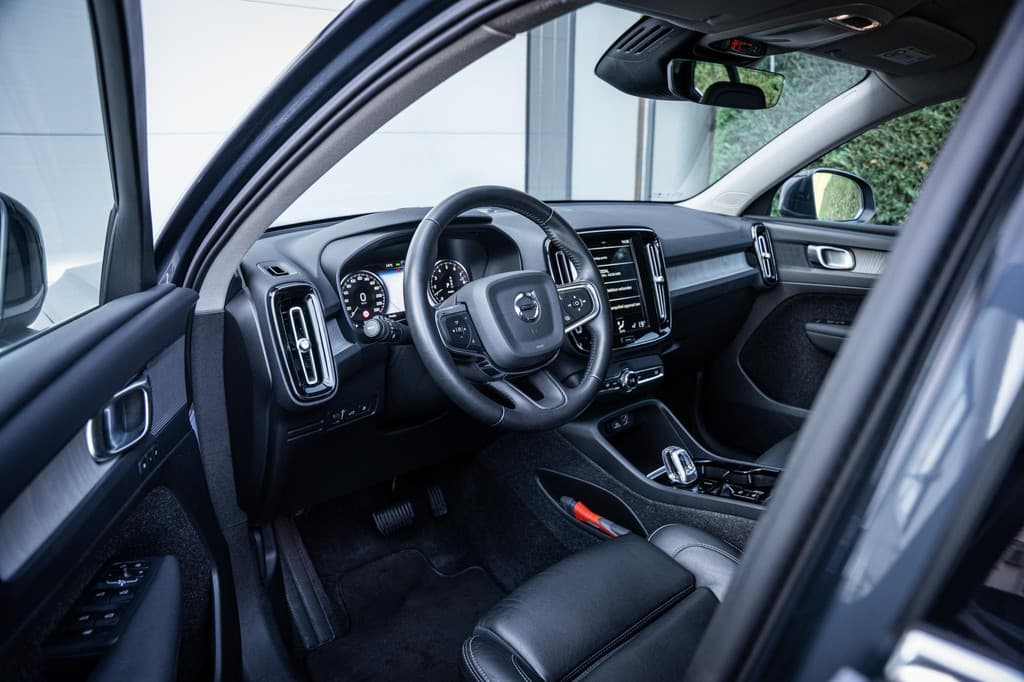 Volvo XC40 1.5 T5 Recharge Inscription — foto 3 van 25