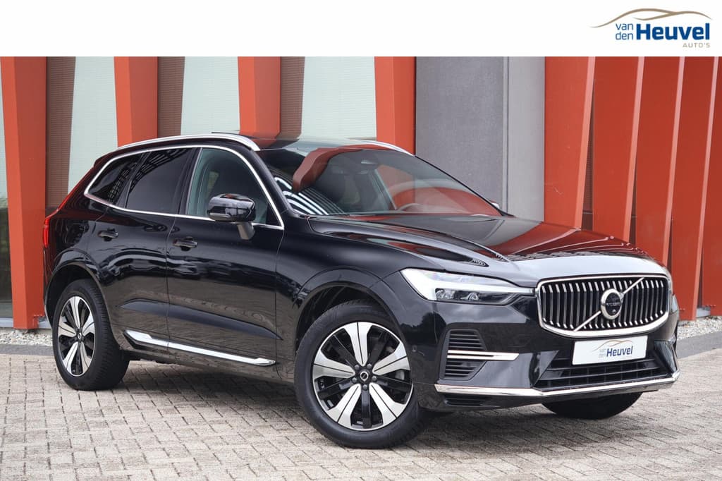 Volvo XC60 T6 Recharge AWD Plus Bright | Stoelverwarming | Trekhaak | 360° Camera | Long range | Pilot Assist | BLIS | Keyless — foto 1 van 25