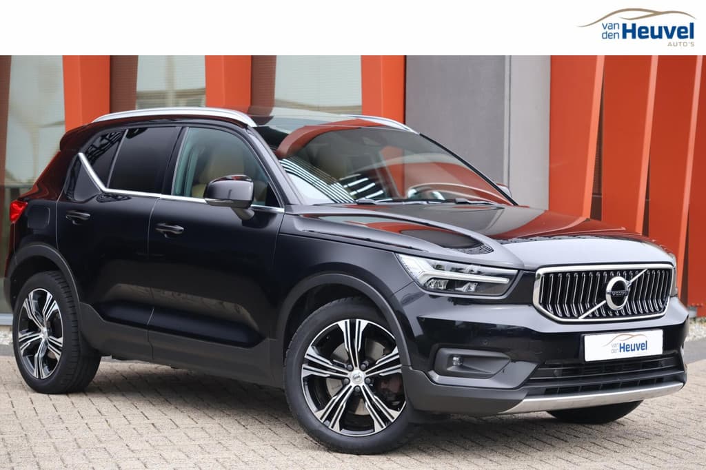 Volvo XC40 T4 Recharge Inscription | Stoelverwarming | Parkeercamera | Panoramadak | H/K | Leder | Keyless — foto 1 van 25