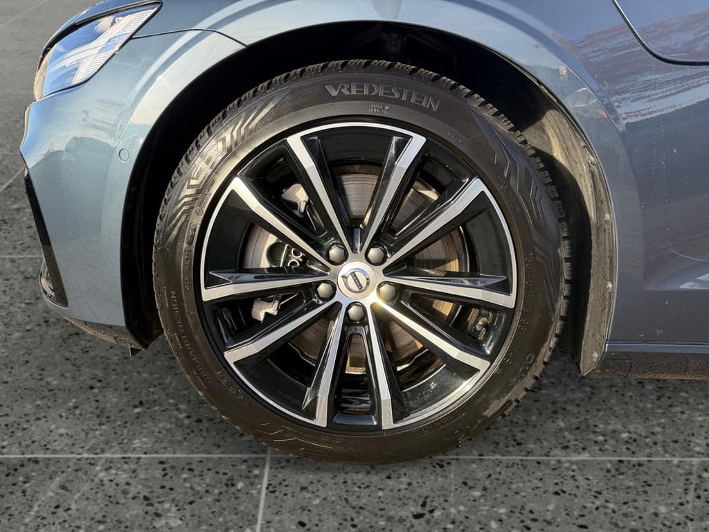 Volvo V60 2.0 T8 Plug-in hybrid AWD Plus Dark — foto 9 van 25