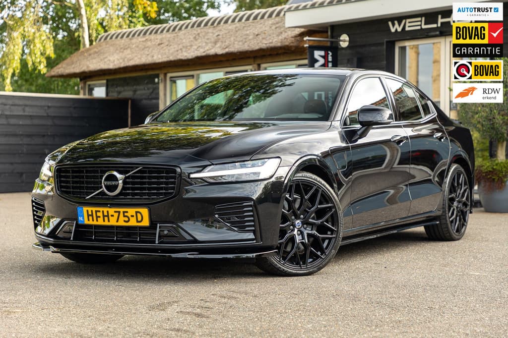 Volvo S60 2.0 Recharge T6 AWD R-Design 20inch Maxton Black edition R-design — foto 1 van 25