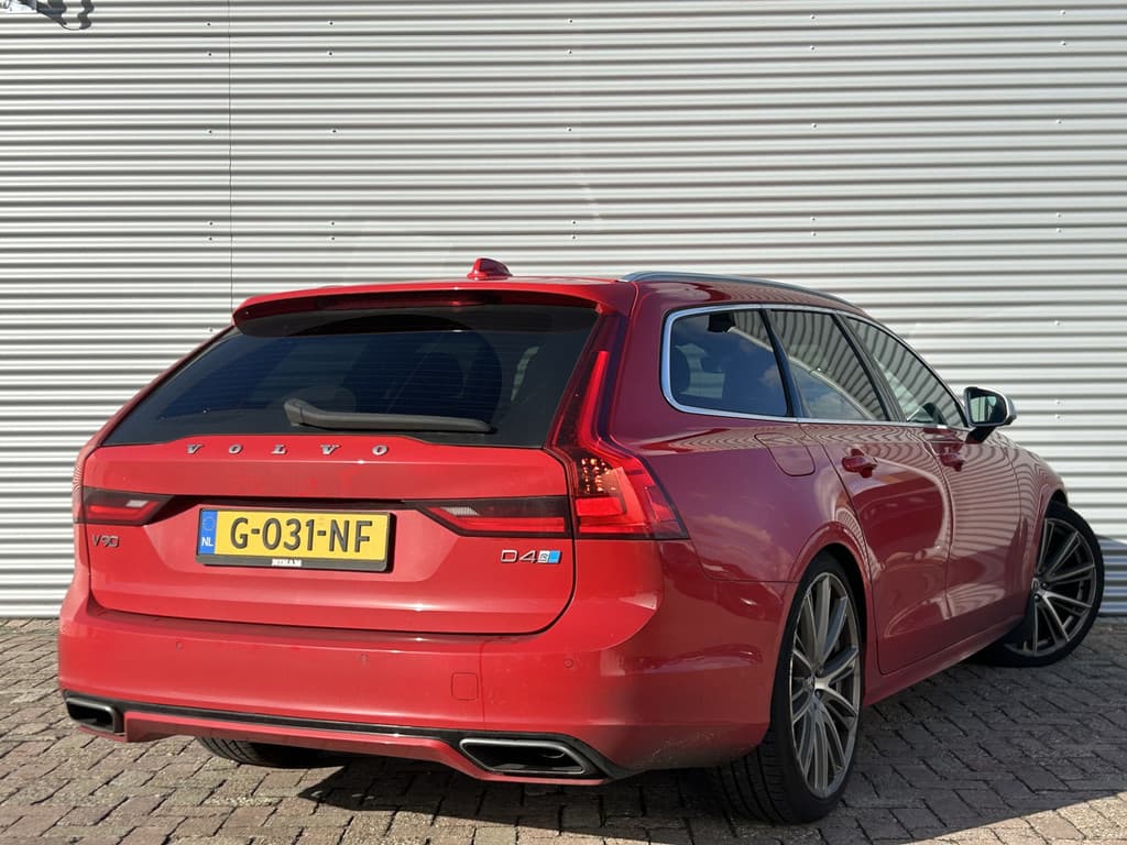 Volvo V90 2.0 D4 R-Design — foto 2 van 19