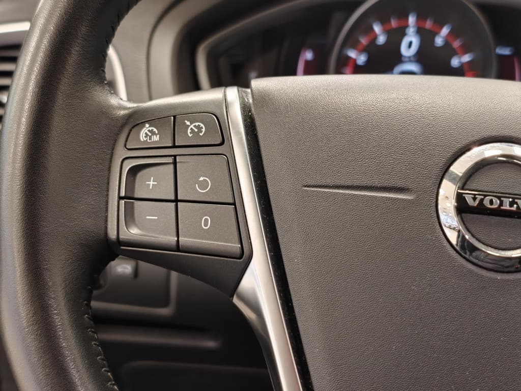 Volvo V40 1.5 T2 Polar+ — foto 13 van 25