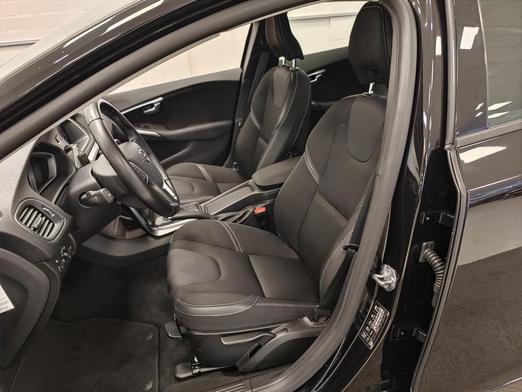 Volvo V40 1.5 T2 Polar+ — foto 8 van 25
