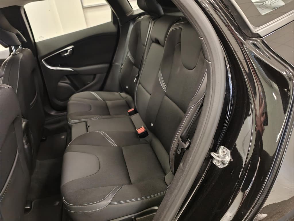 Volvo V40 1.5 T2 Polar+ — foto 9 van 25