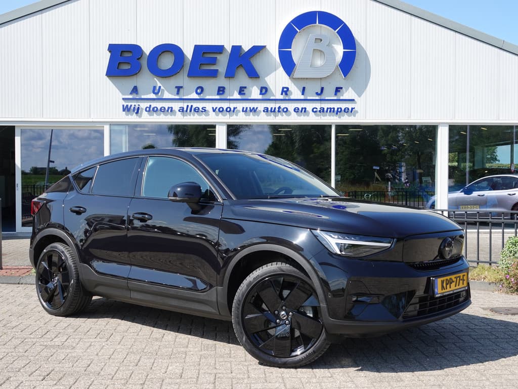Volvo EC40 Twin Motor Ultra Black Edition 82 kWh