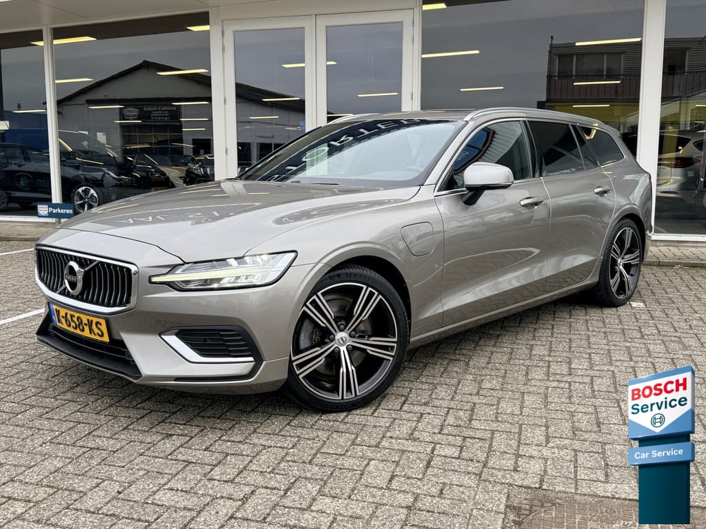 Volvo V60 2.0 T6 Recharge AWD Inscription — foto 1 van 25