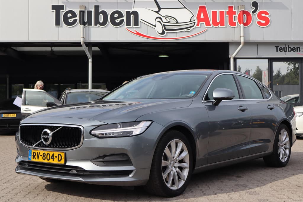 Volvo S90 2.0 T4 Momentum+ — foto 1 van 25