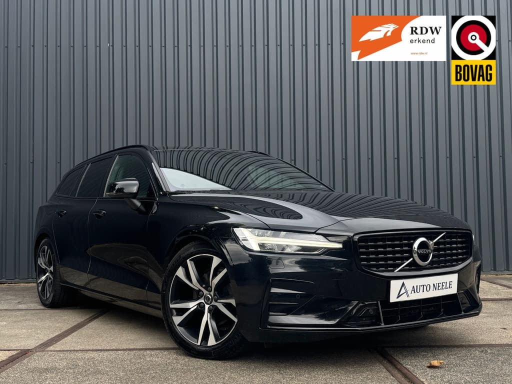 Volvo V60 2.0 B4 R-Design — foto 1 van 25