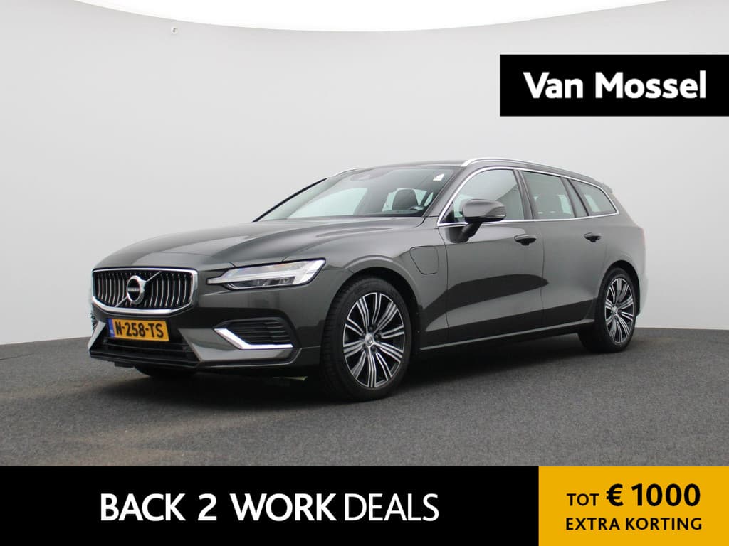 Volvo V60 2.0 T6 Recharge AWD Inscription Expression — foto 1 van 25