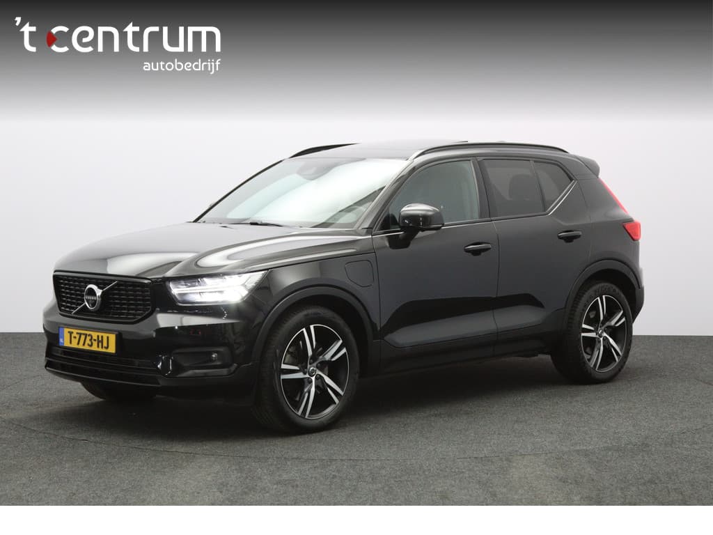 Volvo XC40 1.5 T5 262 PK Recharge R-Design PHEV, Trekhaak, Panoramadak, H/K Sound, Keyless, Adap. Cruise Control
