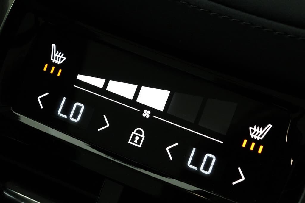 Volvo XC90 II T8 RECHARGE AWD ULTRA BRIGHT — foto 18 van 25