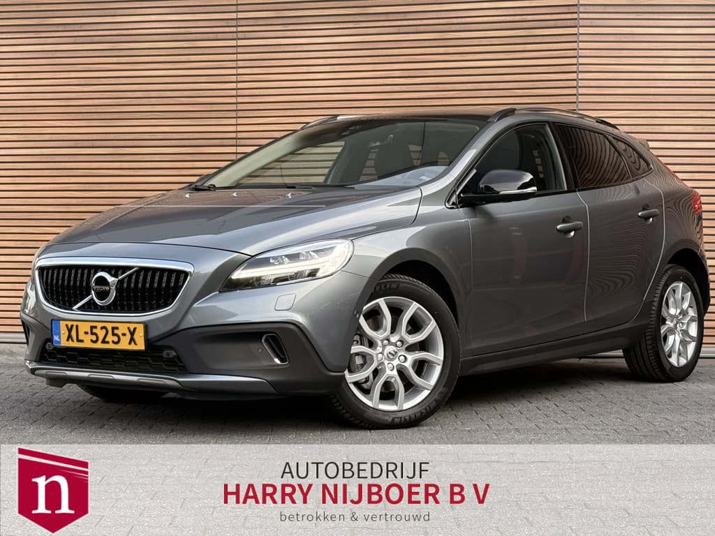 Volvo V40 Cross Country 1.5 T3 Polar+ Luxury — foto 1 van 25