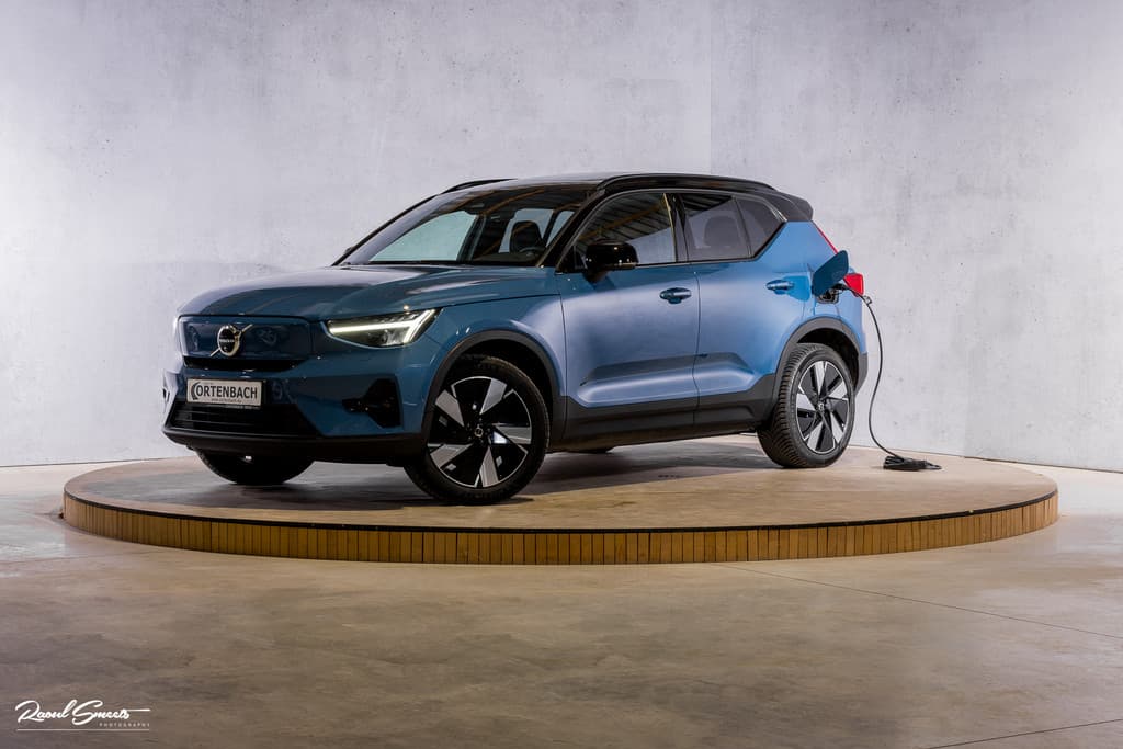 Volvo XC40 Single Motor Extended Range Ultimate 82 kWh — foto 1 van 25