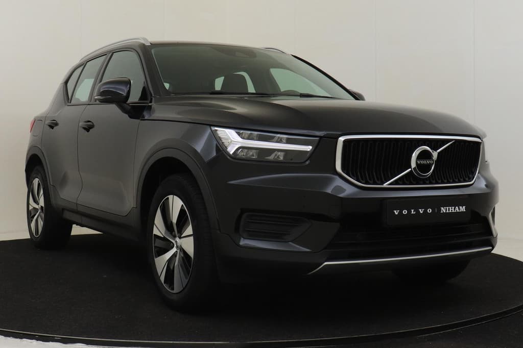 Volvo XC40 T2 AUT. MOMENTUM — foto 11 van 25