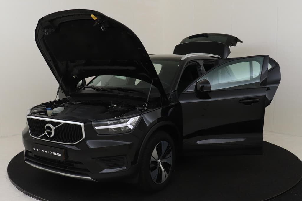 Volvo XC40 T2 AUT. MOMENTUM — foto 17 van 25
