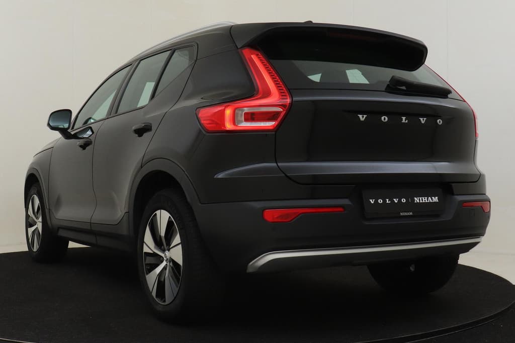 Volvo XC40 T2 AUT. MOMENTUM — foto 5 van 25