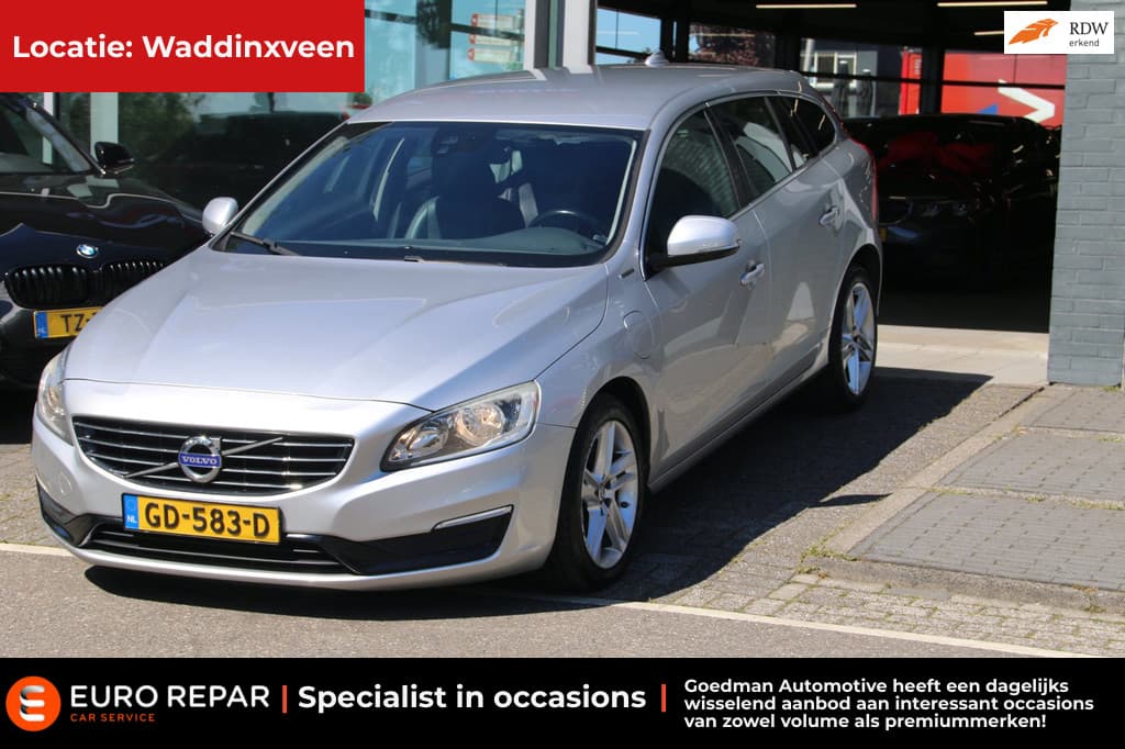 Volvo V60 2.4 D6 AWD Plug-In Hybrid Momentum EXPORT PRICE — foto 1 van 18