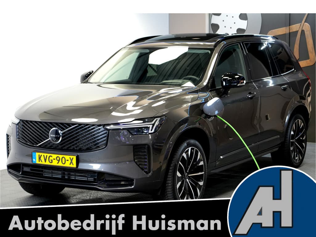 Volvo XC90 2.0 T8 AWD 335kW/456pk Aut8 Plug-in hybrid Ultra Dark 7P PANORAMADAK + HARMAN/KARDON + 360 CAMERA + STOELVANTILATIE&-MASSAGE + PILOT ASSIST + STOEL-&STUURVERWARMING + ALCANTARA HEMEL + ADAPT.CRUISE + BLIS + PARKSENSOREN V&A + 21" LM-VELGEN!! — foto 1 van 25
