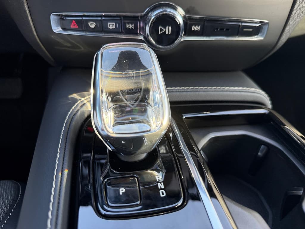 Volvo V60 2.0 T8 Plug-in hybrid AWD Plus Dark — foto 25 van 25