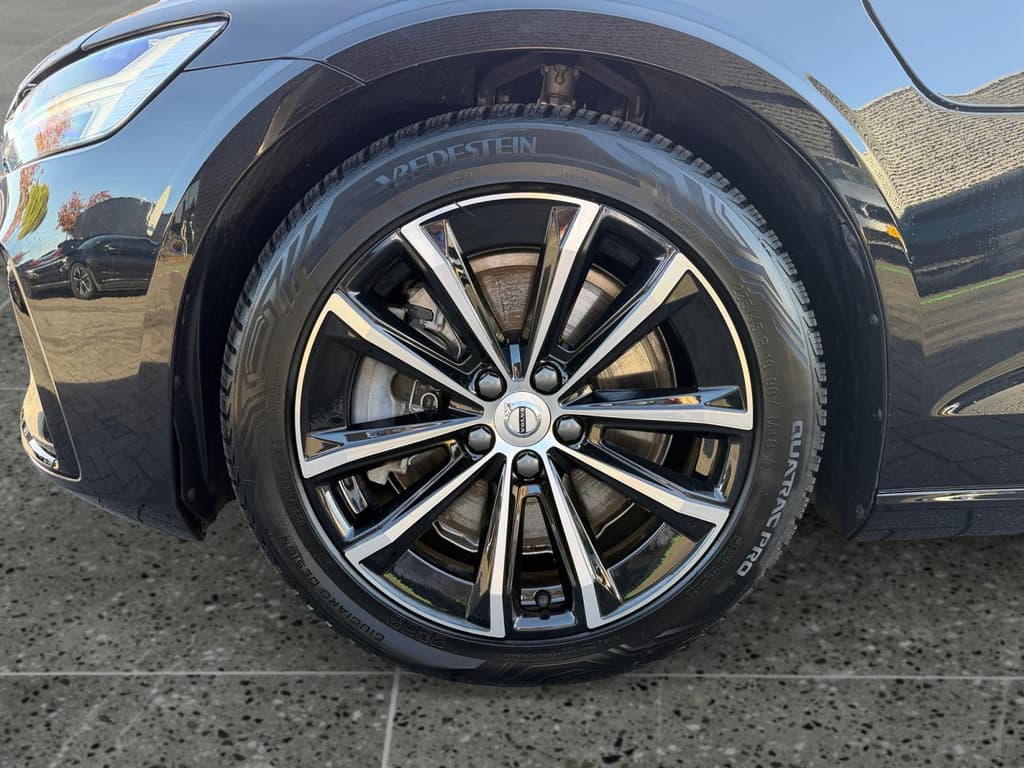 Volvo V60 2.0 T8 Plug-in hybrid AWD Plus Dark — foto 9 van 25
