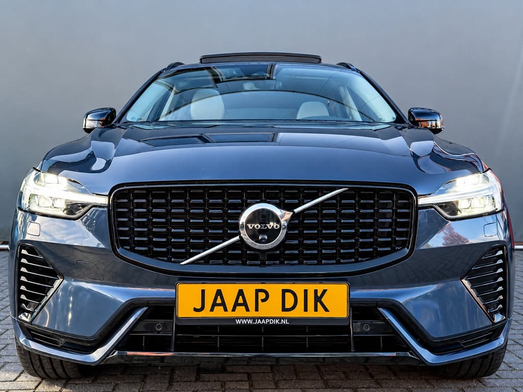 Volvo XC60 BWJ 2023 2.0 T6 Plug-in hybrid 357 PK AWD Plus Black Edition — foto 4 van 25