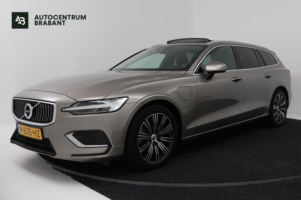 Volvo V60 2.0 T6 Recharge AWD Inscription (PANORAMADAK, TREKHAAK, CAMERA, STOELVERWARMING, ELEKTR STOELEN) — foto 1 van 25