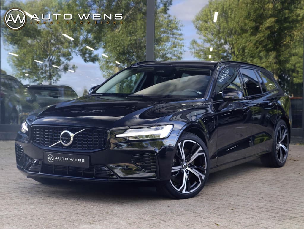 Volvo V60 T6 PHEV 350PK AWD Plus Dark — foto 1 van 25