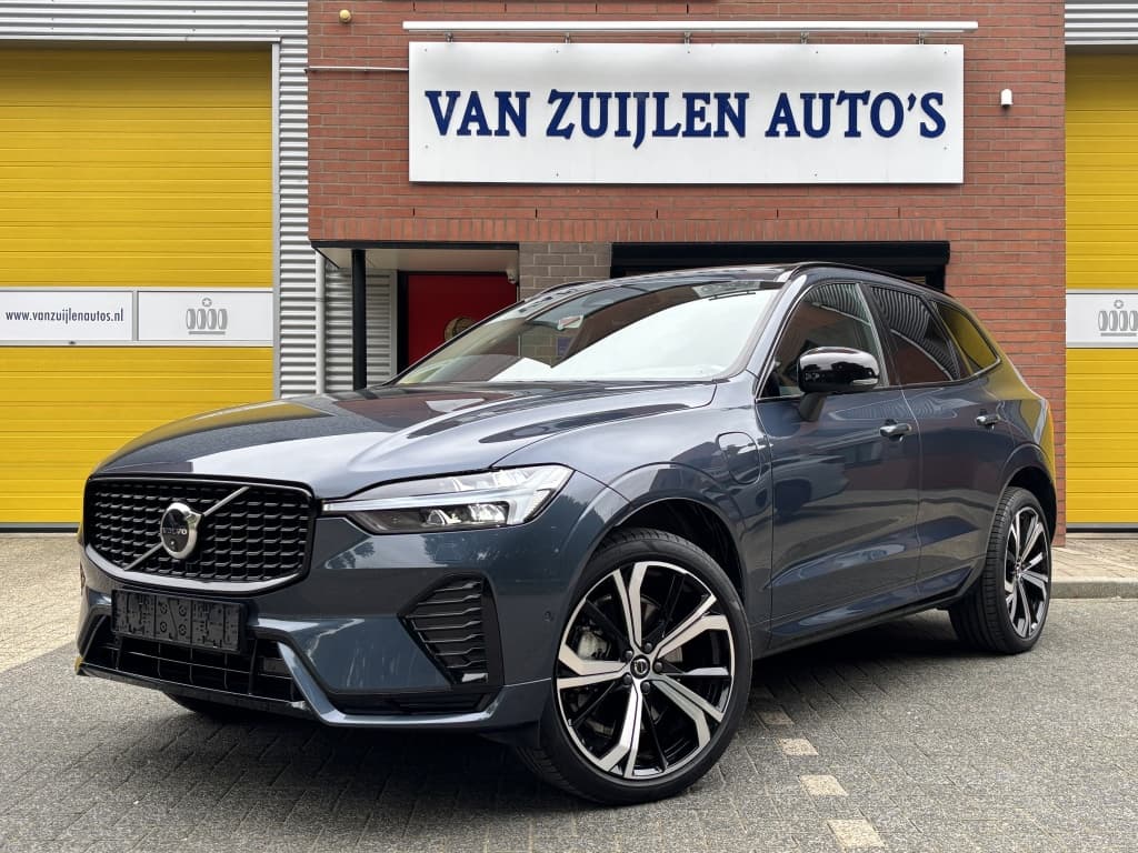 Volvo XC60 T6 AWD Plus Dark Panorama Trekhaak 21'' HK 360° — foto 1 van 25