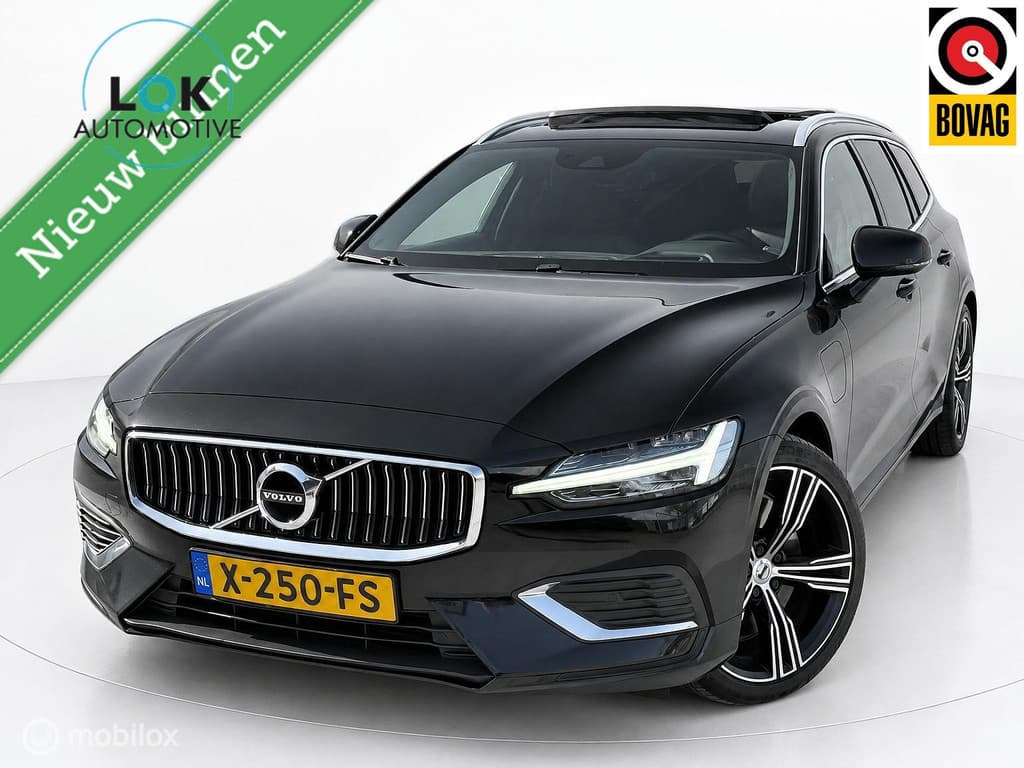 Volvo V60 2.0 T8 Twin Engine AWD R-Design PANO|LED|LEDER| — foto 1 van 25