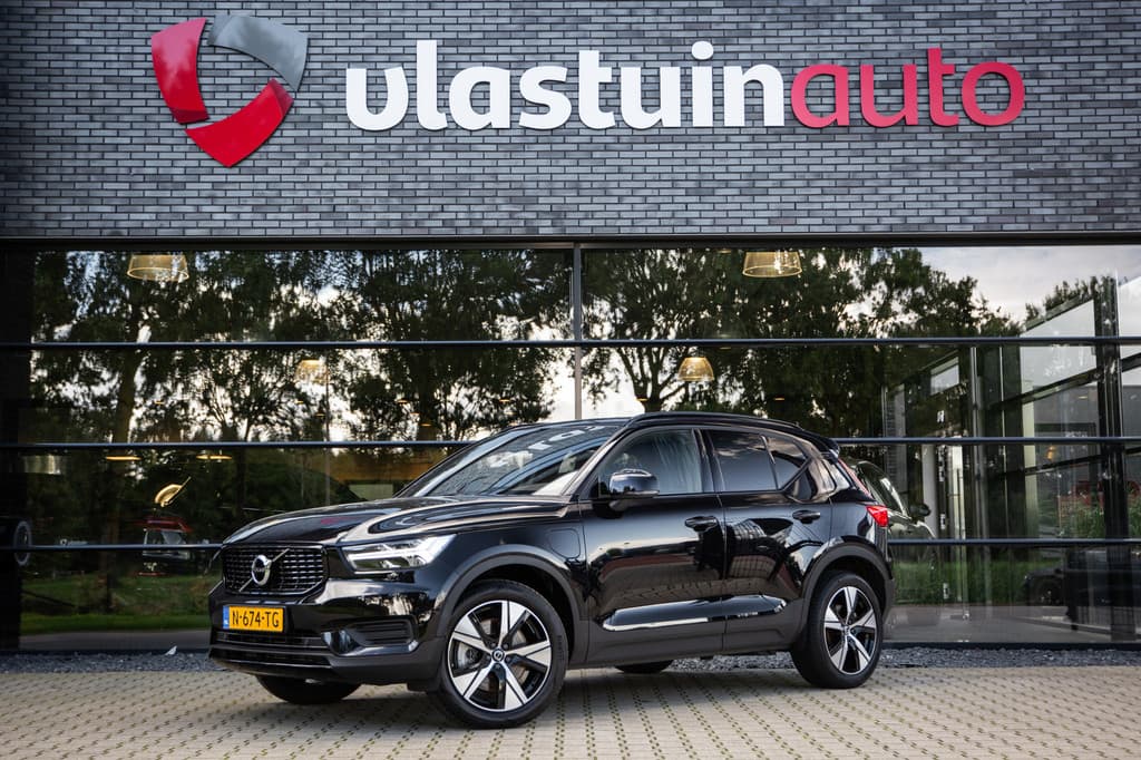 Volvo XC40 1.5 T4 Recharge R-Design — foto 1 van 25