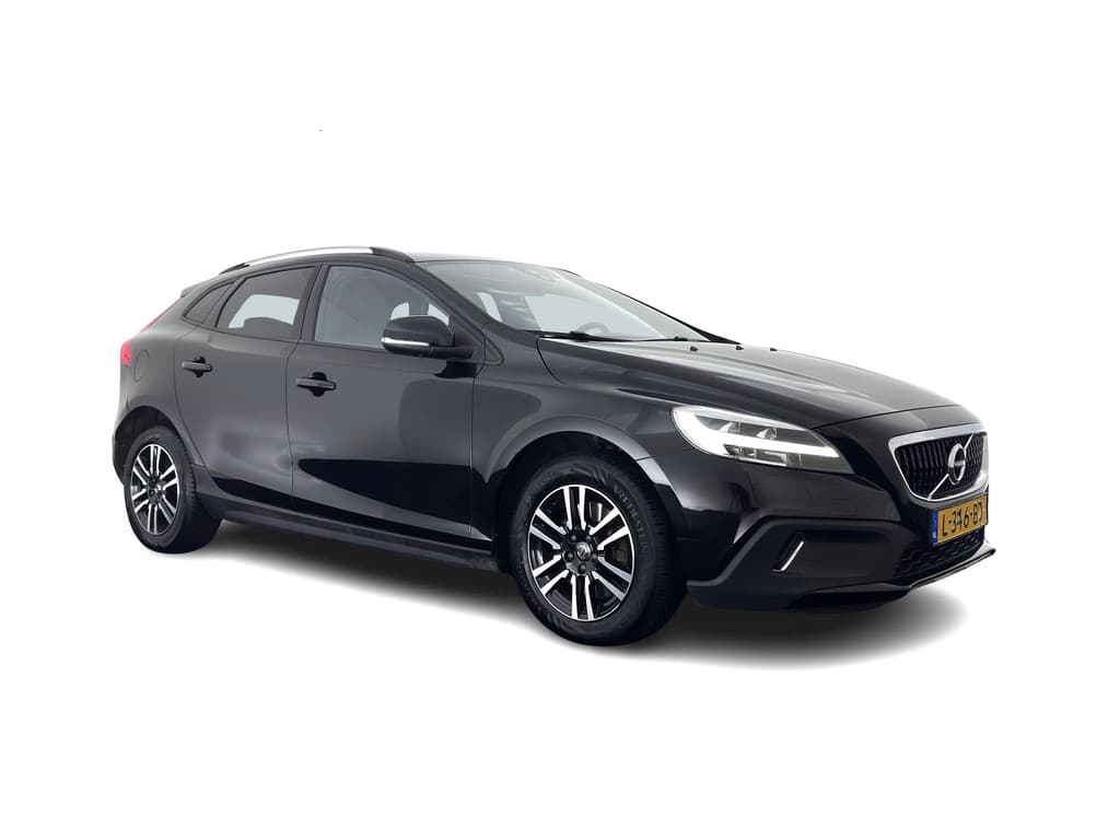 Volvo V40 Cross Country 2.0 D2 Momentum — foto 1 van 25