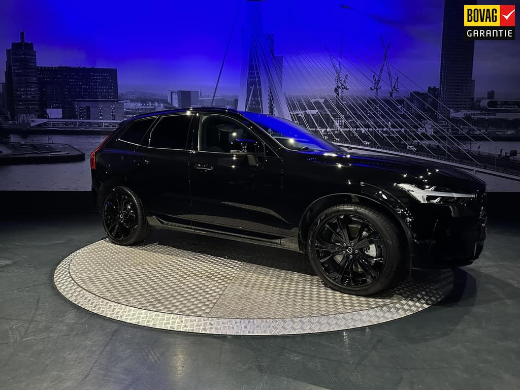 Volvo XC60 2.0 T6 Plug-in hybrid AWD Ultra Black Edition*MY2026 Facelift* — foto 1 van 2