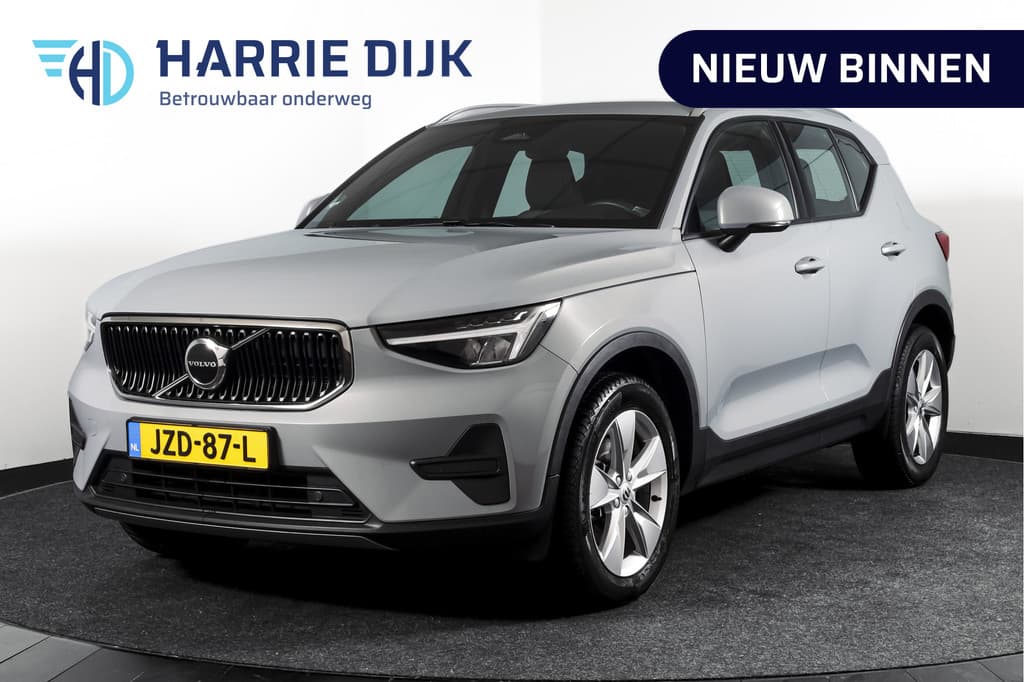 Volvo XC40 2.0 B3 165 PK Core — foto 1 van 25
