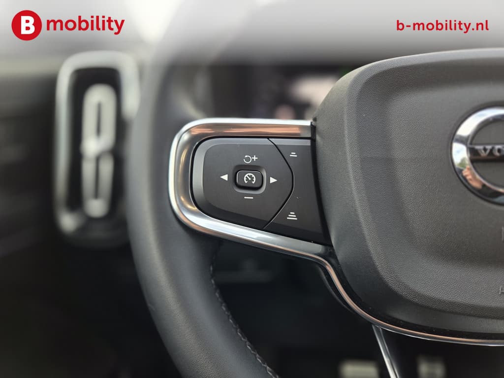 Volvo XC40 Recharge Pro Trekhaak 1500kg SOH 96% Panoramadak NL Auto! — foto 20 van 25