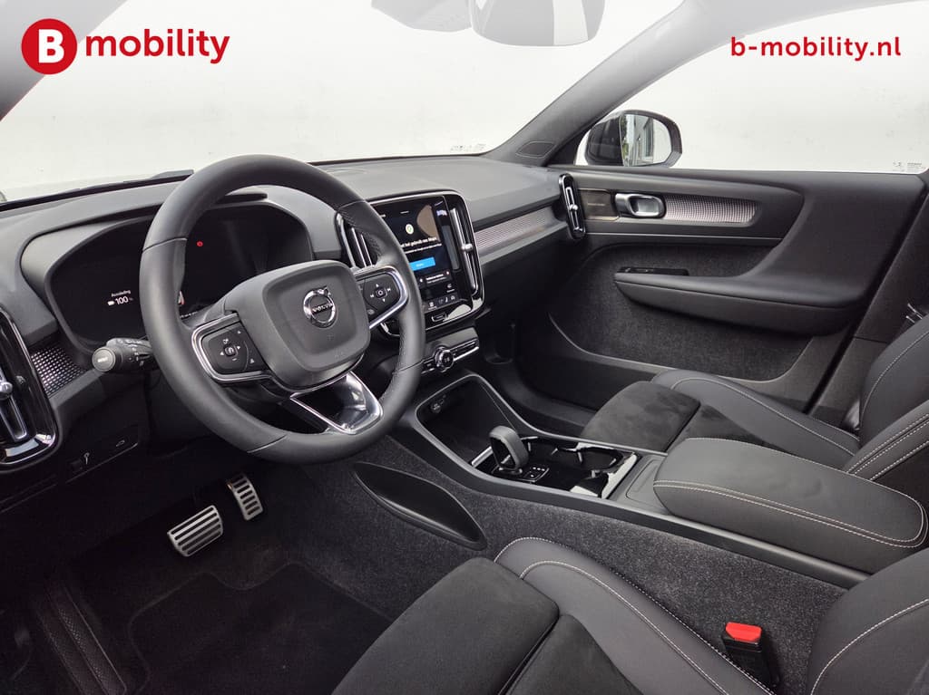 Volvo XC40 Recharge Pro Trekhaak 1500kg SOH 96% Panoramadak NL Auto! — foto 8 van 25