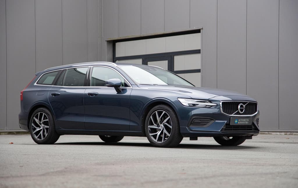 Volvo V60 2.0 T4 Momentum Pro Ori.NL|Trekhaak|Carplay|2e Eig — foto 12 van 21