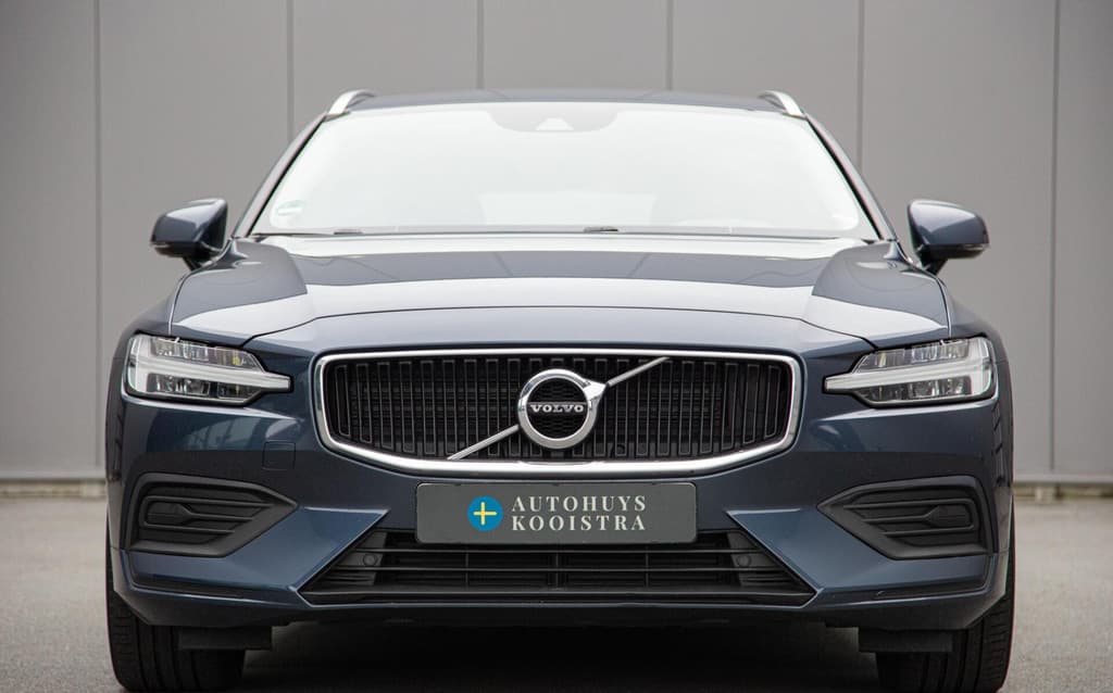 Volvo V60 2.0 T4 Momentum Pro Ori.NL|Trekhaak|Carplay|2e Eig — foto 4 van 21