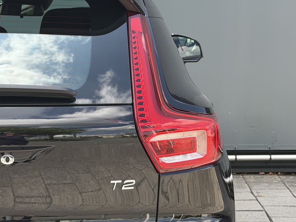 Volvo XC40 BWJ 2022 | 1.5 130PK T2 Momentum Core — foto 23 van 25